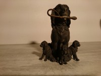 Statuette chiens - chienne et ses 4 chiots