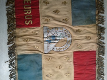 On ne relève pas picardie - Fleurus ancien fanion blason militaria insigne régiment compagnie.