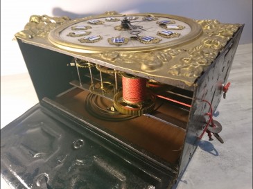 Mouvement comtoise ancienne - élement mécanique.