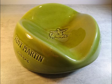 Grand cendrier céramique publicitaire Cognac REMY MARTIN