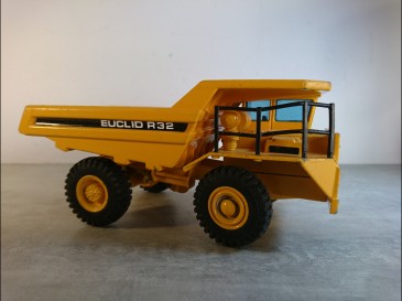 JOAL Compact Série ref.228 Euclid R32 Rigide Camion Benne 1:50