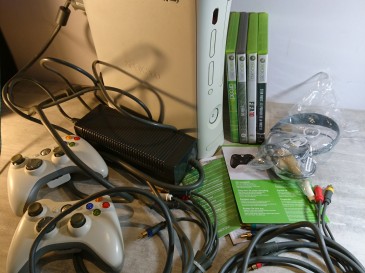 XBOX 360 console