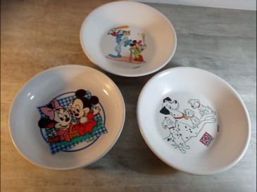 3 Assiettes en plastique - Disney 101 dalmatiens & mickey & mickey et minnie tigex plastorex