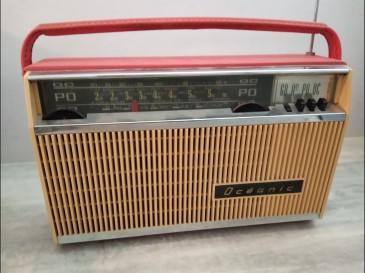 Poste radio - transistor Océanic Tropic.
