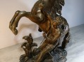 Photo 2 — Statue sculpture régule CHEVAL RETENU PAR UN PALEFRENIER. Coustou ( chevaux de Marly )
