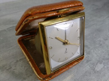 Ancien réveil de voyage Jaz