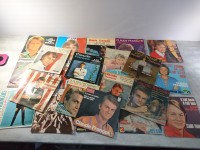 Lot 24 disques vinyles  CLAUDE FRANCOIS - Claude François 45 Tours