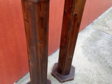 Paire de sellettes en bois