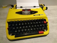 Machine à écrire vintage, BROTHER 440 TR