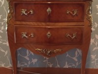 Charmante commode style louis XV