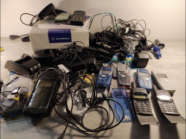 lot gsm téléphone mobile motorolad460 ericson T28s nokia