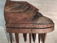 Chaussure pour enlever les bogues - Châtaignes - Cévennes sabot déboguer