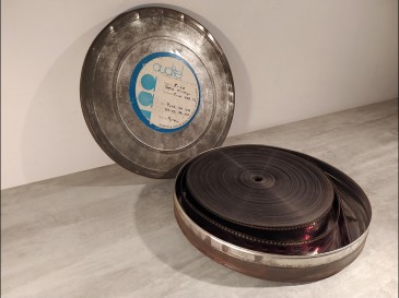 Bobine film 35 mm boite métallique 'plus ça va moins ça va' 35mm pelicules