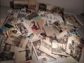 Photo 1 — lot cartes postales CPA anciennes Paris et divers timbres