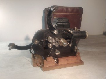 Projecteur films AGFA movector 16C