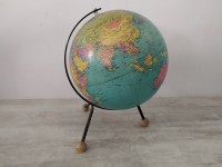 GLOBE TARIDE, globe tripode vintage terrestre, ancien globe, mappemonde carte URSS