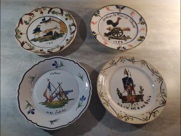 Lot d'assiettes commémoratives révolution française 1789