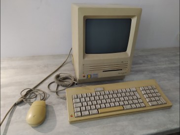Macintosh SE FDHD