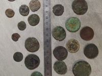 Lot de monnaies anciennes à déterminer. cuivre bronze ( as ? médievales ? romaines ?)