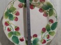 Photo 2 — Lot de deux assiettes luneville framboises.