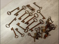 Lot de clefs anciennes - portes armoires coffre fer , Quincaillerie, art populaire.