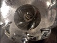 Photo 5 — Vase en cristal estampillé Saint Louis.