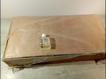 Eau de cologne naturelle lot de 100 flacons - échantillons