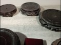 Photo 3 — Lot de 10 socles en bois supports pour statue ou vase chinois