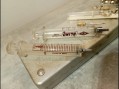 Photo 2 — Seringues anciennes verre