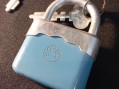 Photo 2 — Cadenas bleu jouet lessive cadeaux bonux