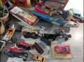 Photo 7 — Lot jouets petites voitures soldats plastique et tôle. Nomura super jet tole v-7