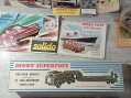 Photo 2 — lot Boites dinky supertoys 661 - 890 et prospecturs dinky toys solido
